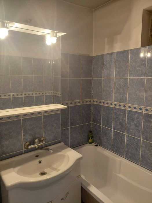Vânzare apartament cu două camere, zona Vest