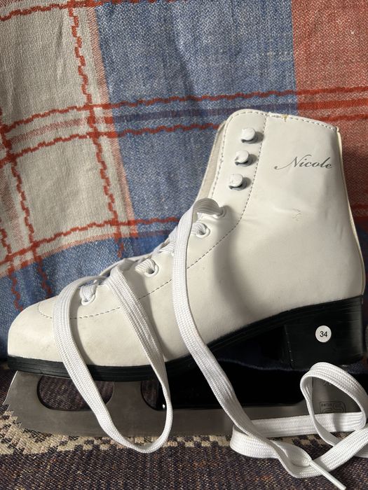 Коньки детские на девочку