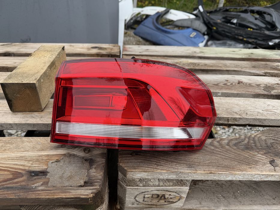 Стоп VW Touran