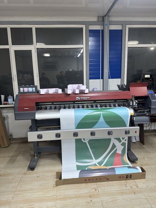 Широкоформатный принтер Боссрон