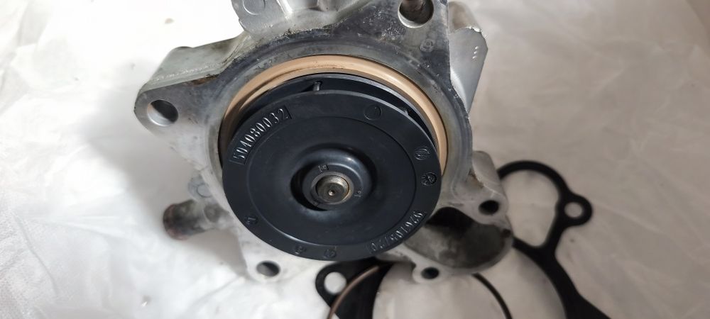 Pompa de apa vascocuplaj daily Iveco