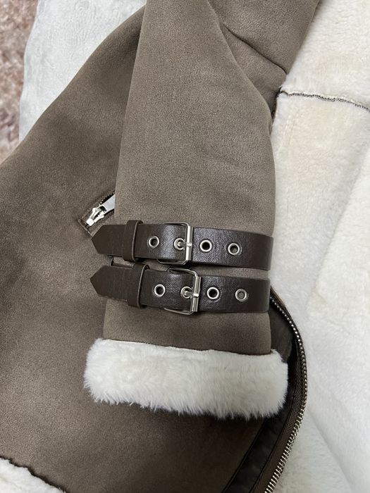 Продам демисезонную дубленку