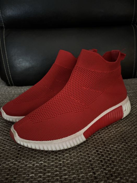 Дамски еластични маратонки