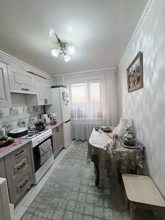 Продам трехкомнатную квартиру