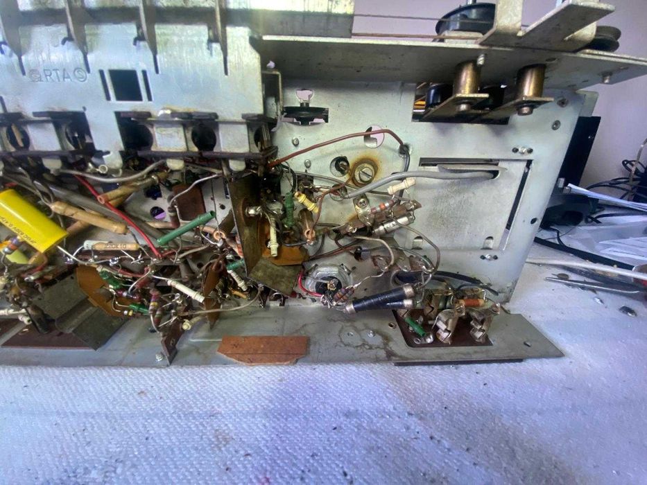 Radio Philips B3X63A lămpi 1956