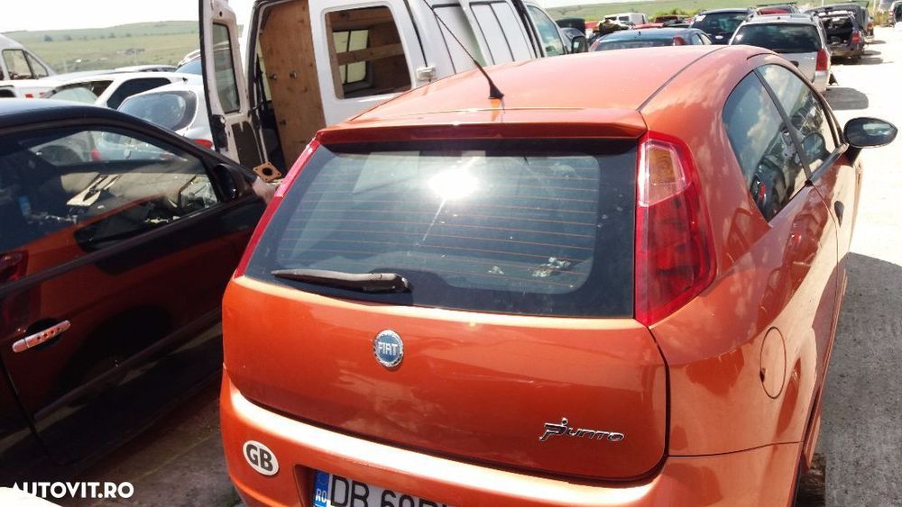 Dezmembrez Fiat Grande Punto 2008