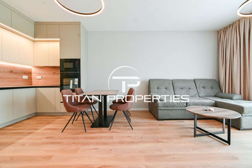 Продава се Двустаен апартамент в София, Студентски град - 89 кв.м за 3034 €/кв.м - Снимка #1