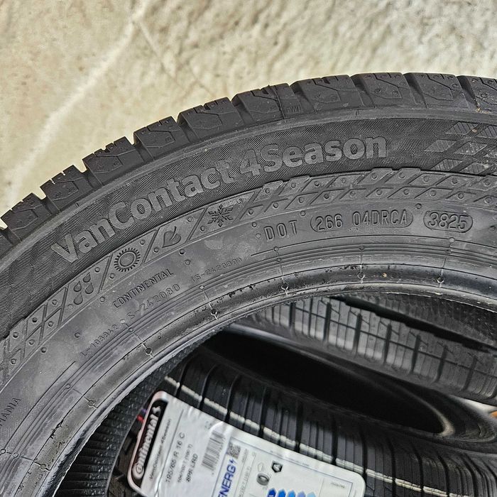 4 бусови гуми 195/65R16C Continental VanContact 4Season 104T DOT3825