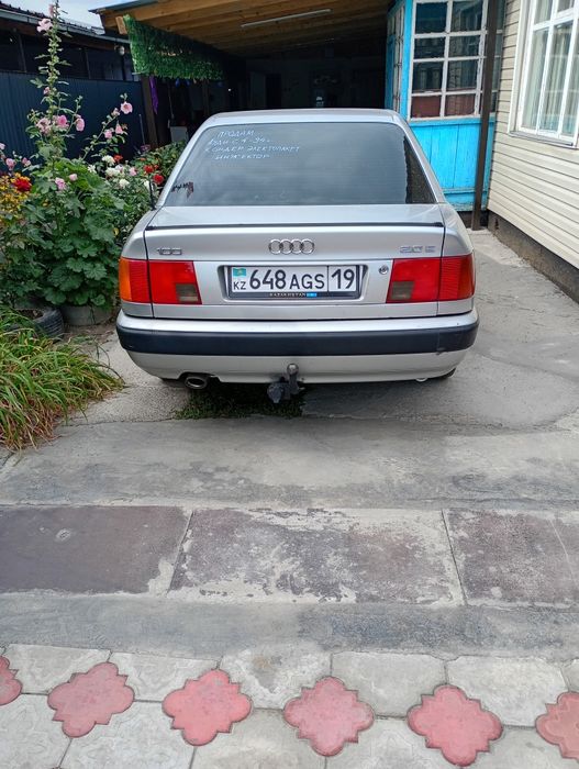 Продам Ауди с.4.