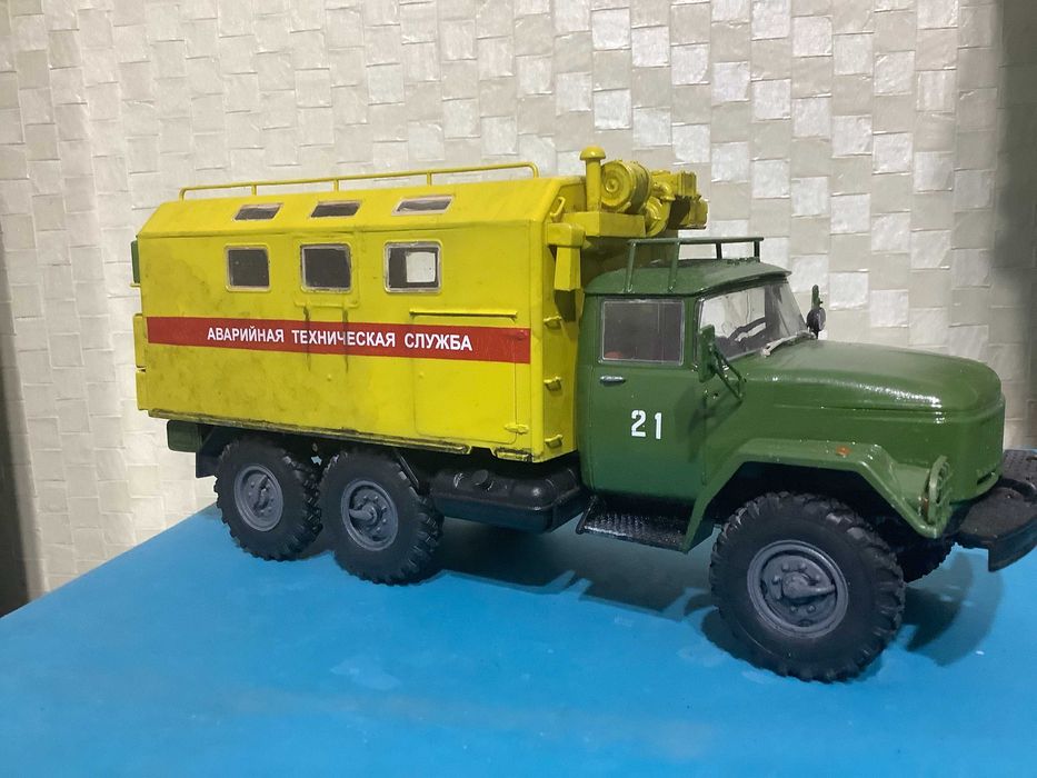 ЗиЛ-131 ICM кунг 1/35