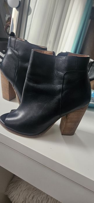 Sandale tip botine piele