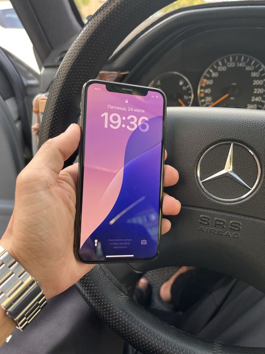 Продается Iphone Xs 64gb