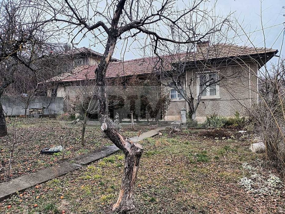 Продава се Къща в с. Драгоево, Област Шумен - 120 кв.м за 321 €/кв.м - Снимка #1