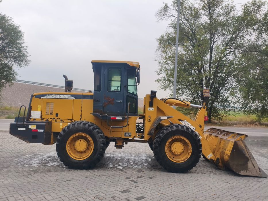 Продаётся погрузчик