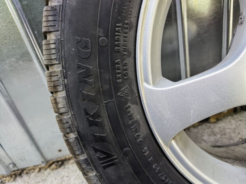 Roti iarna 215/60 R16