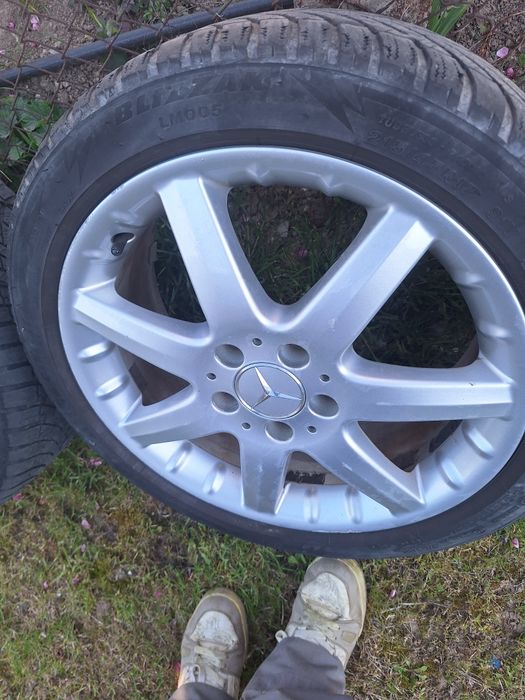 Vand roti aliaj mercedes 215/45/17