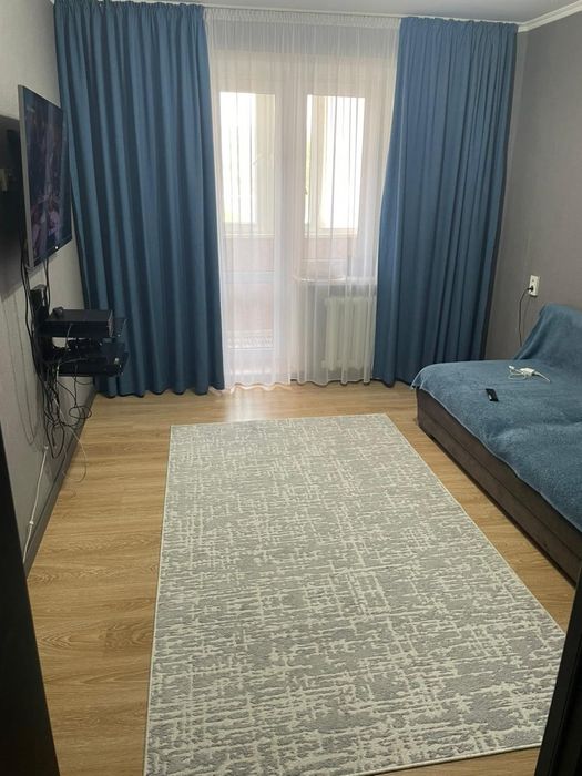 Продам 4 ком кв 101 м2 в микрорайоне Кунаева