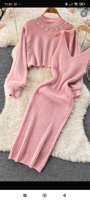 Продам костюм шерстяной новый