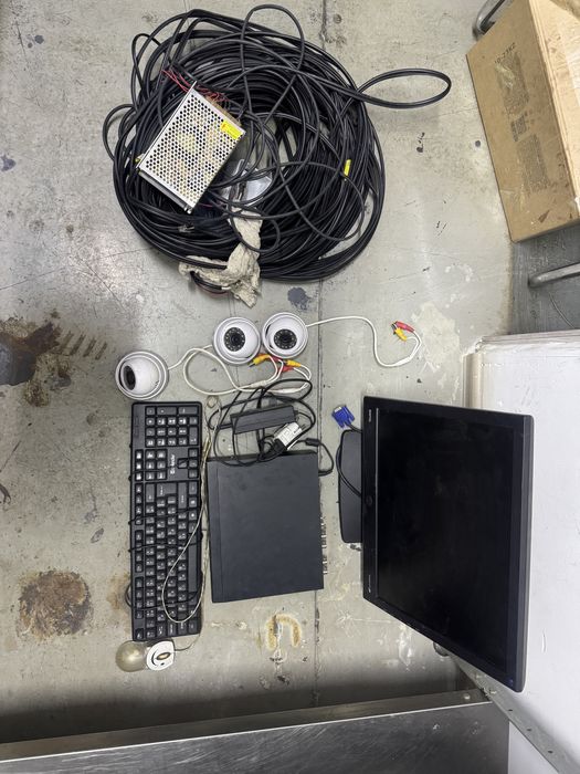 Комплект видеонаблюдения