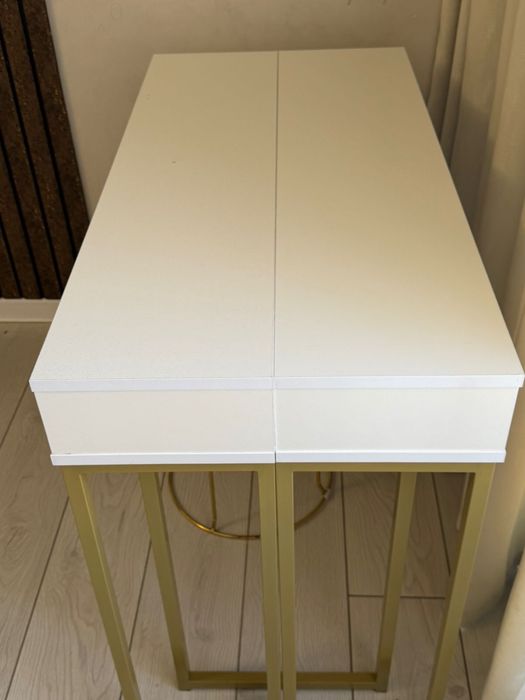 Стол трансформер квадратный для дома