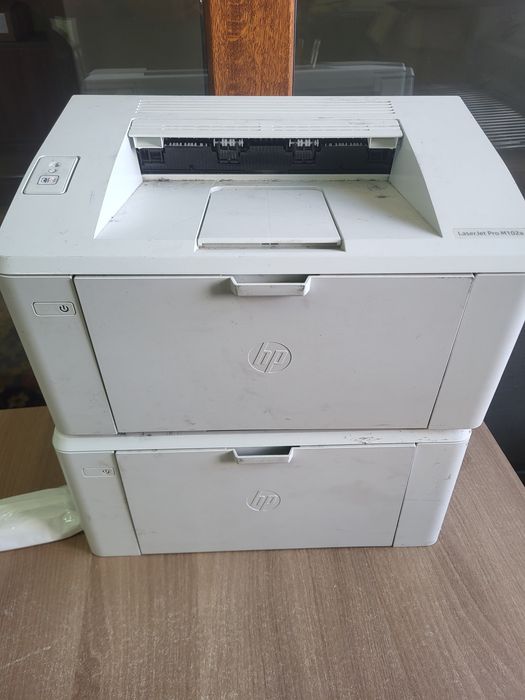 Продам на запчасти принтер 2 шт