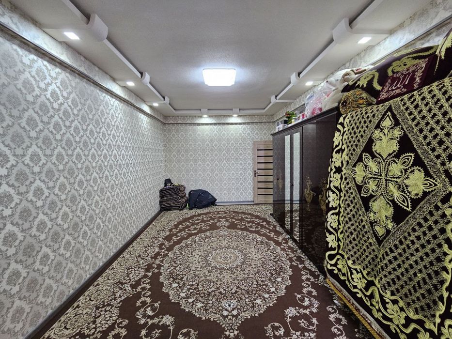 1-xonali uy sotiladi