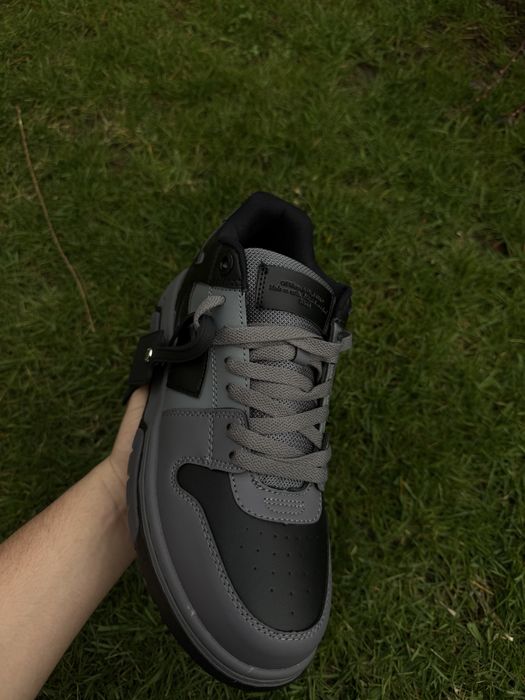 Adidasi Off White Out Of Office