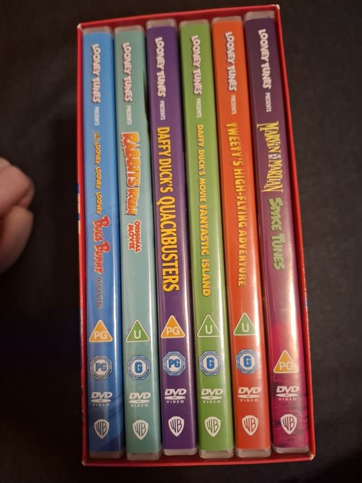 Looney Tunes desene animate pe DVD