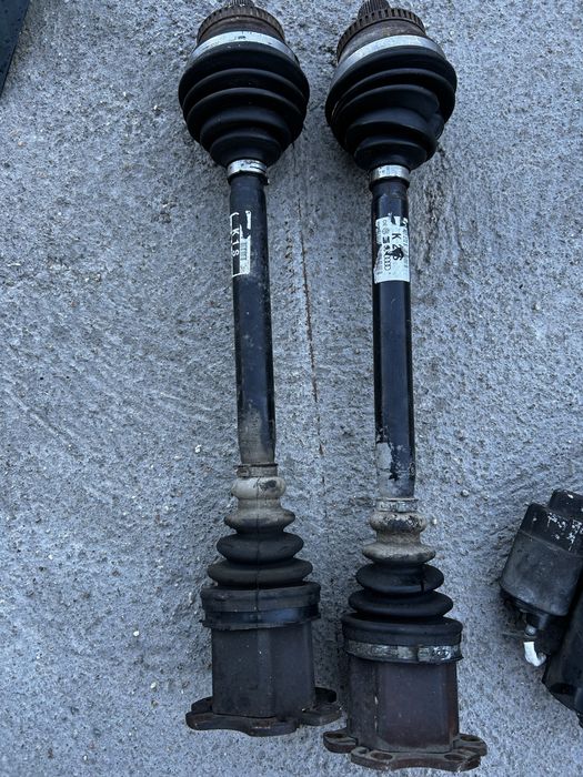 Части от Ауди/Audi А4 Б6 2.5 TDI Quatro 180 К.С.