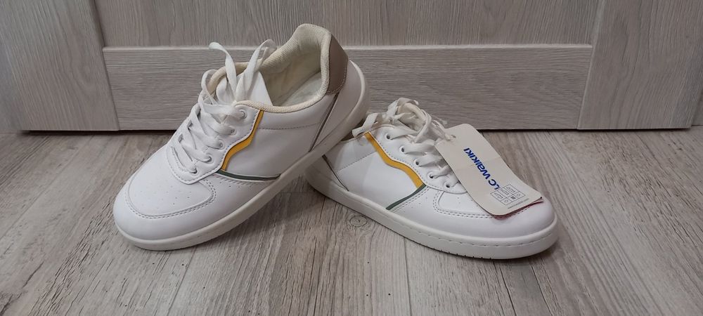 Нови дамски маратонки н.39