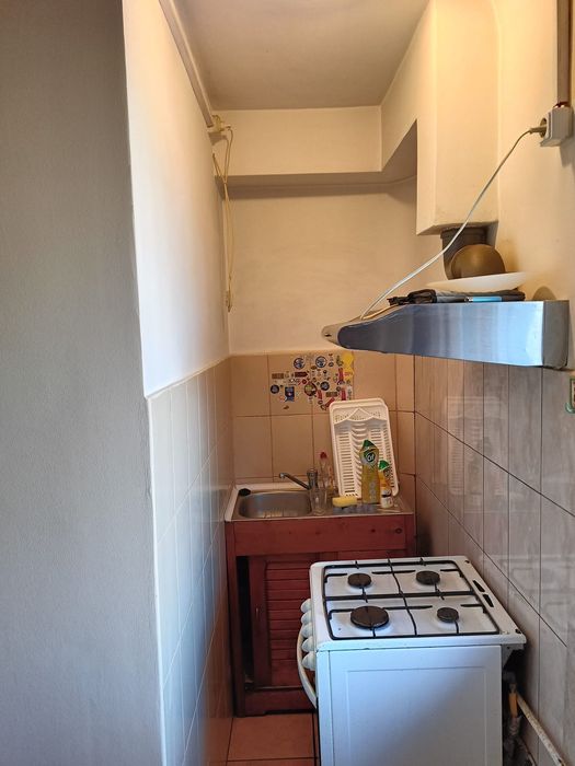 Proprietar închiriez garsonieră