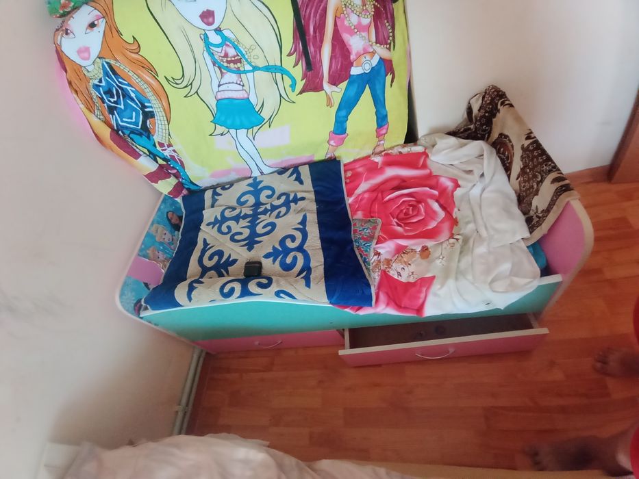 Продам кроватку детский