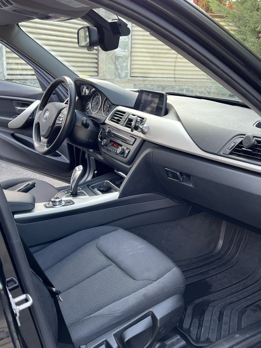 BMW Seria 3 F31 318d *AUTOMAT*