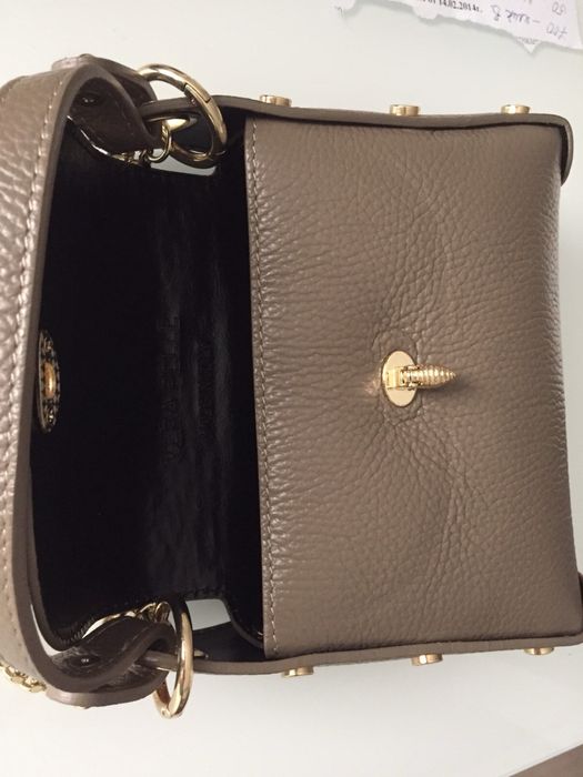 Дамска чанта от естествена кожа