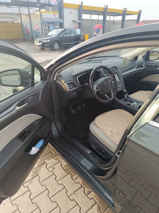 Vand Ford Mondeo Titanium Impecabil