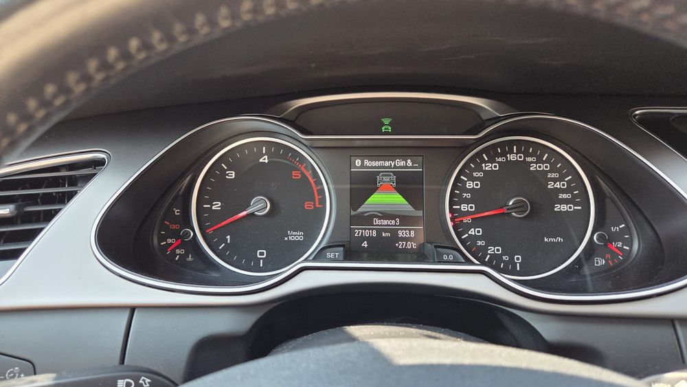 Vand Audi A4B8.5 2013 (pilot adaptiv, lane assist, dublu climatronic, scaun sofer si portbagaj electric)
