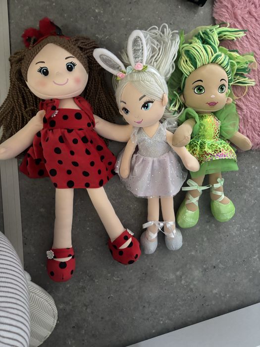 Продам куклы желательно все вместе