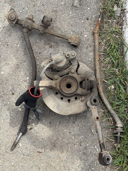 Запчасти на ВАЗ 2110 16кл