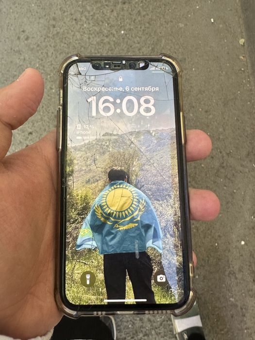 Айфон 11 про.