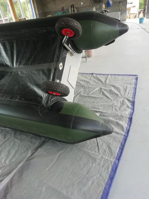 Продам Лодка ПВХ 320.