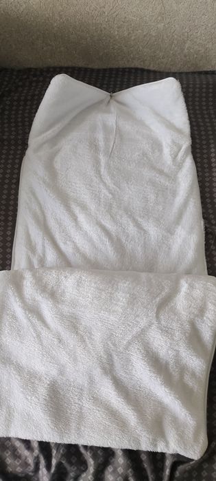 Продам детский конверт+ комбинезон на выписку