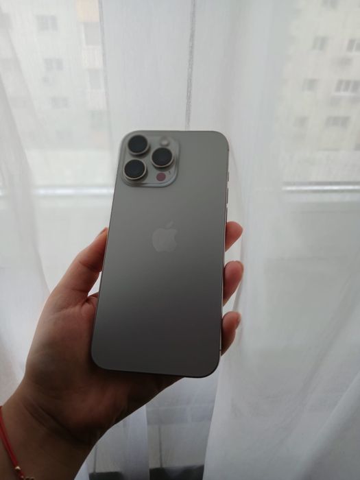 Iphone 16 pro max Natural Titaniun 256GB State foarte buna