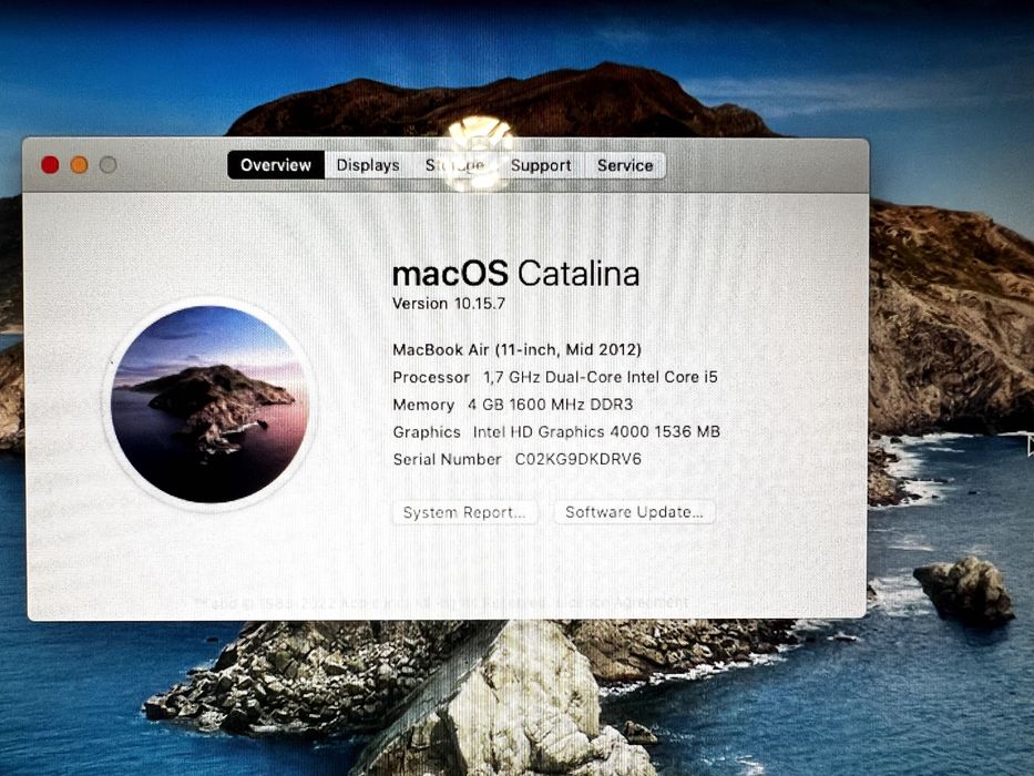 MacBook Air 11" (Mid 2012) Core i5, 4GB, 60GB, зарядно и калъф