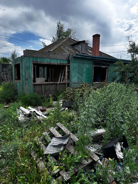 Дом на разбор или на дрова .