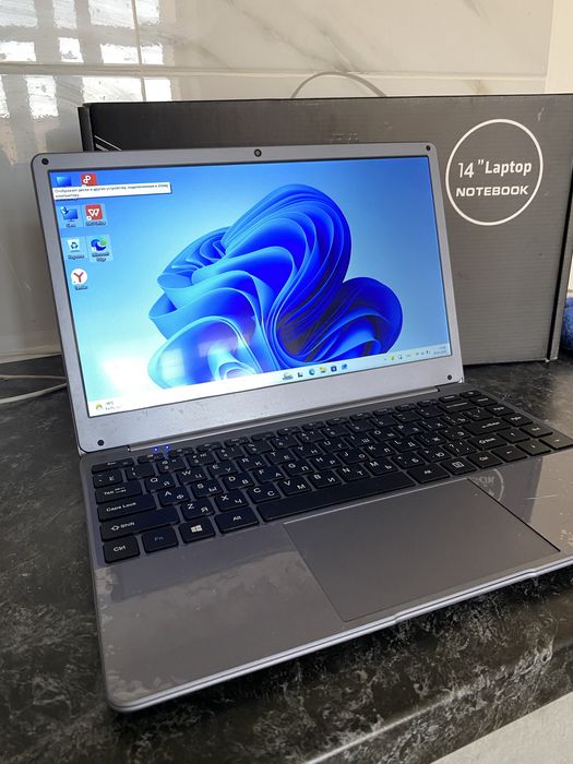 Продам ноутбук срочно.