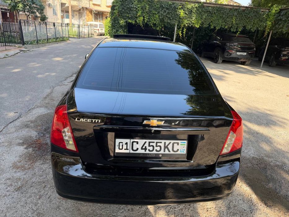 Jentra qora rang 2021 yil