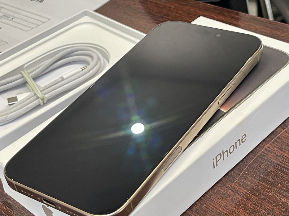Iphone 16 pro max Gold 256gb