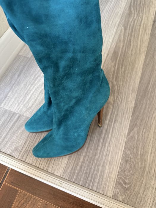 Продам женские сапоги