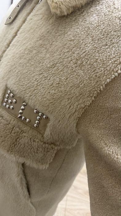 Продам шубу в отличном состоянии.