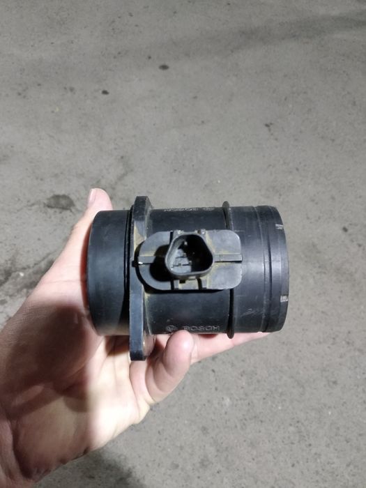 Датчик расхода воздуха.